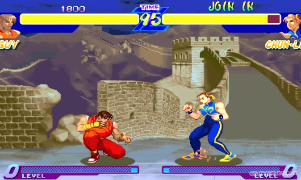 Street Fighter Alpha limbers up on mobile