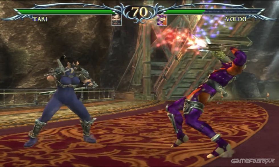 Garota jogando jogo de luta #3 Soul Calibur 3 (PS2) 